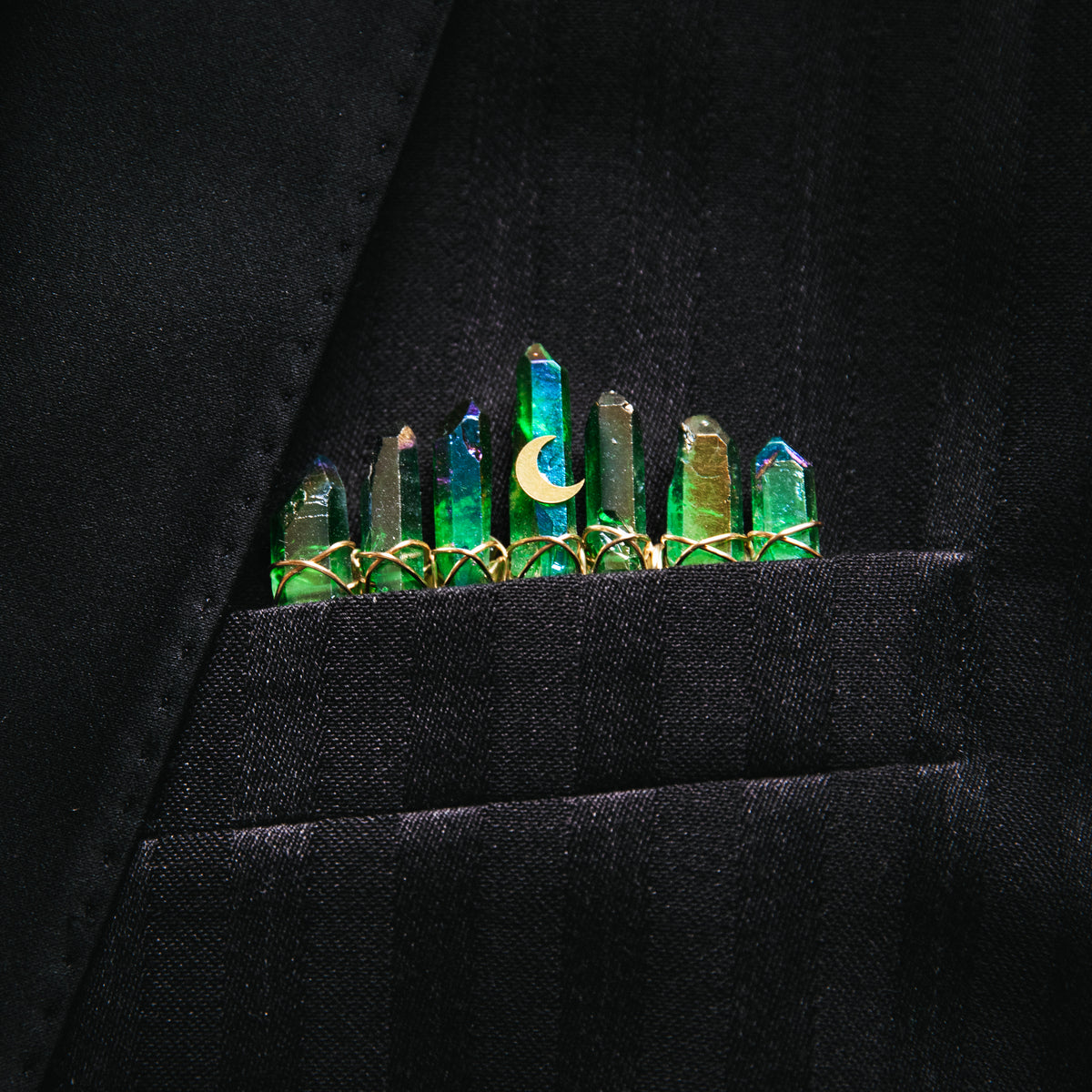 EMERALD AURA QUARTZ - BOUTONNIERE 2-IN-1