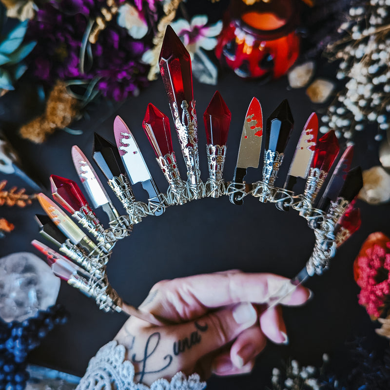 QUEEN MURDERER