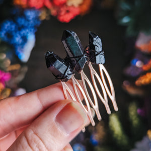 TINY DARK COMB