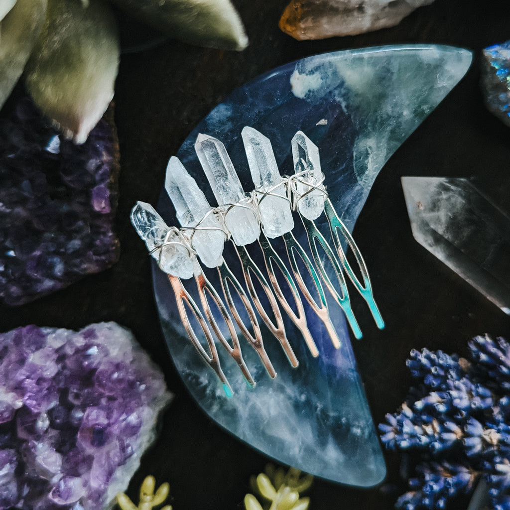 SILVER-CLEAR COMB