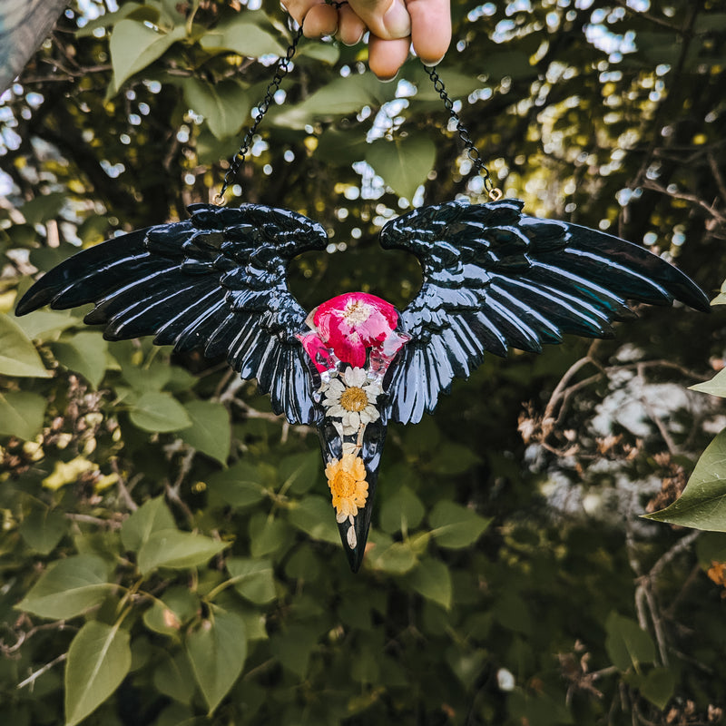 FLYING RAVEN - WARM FLOWERS