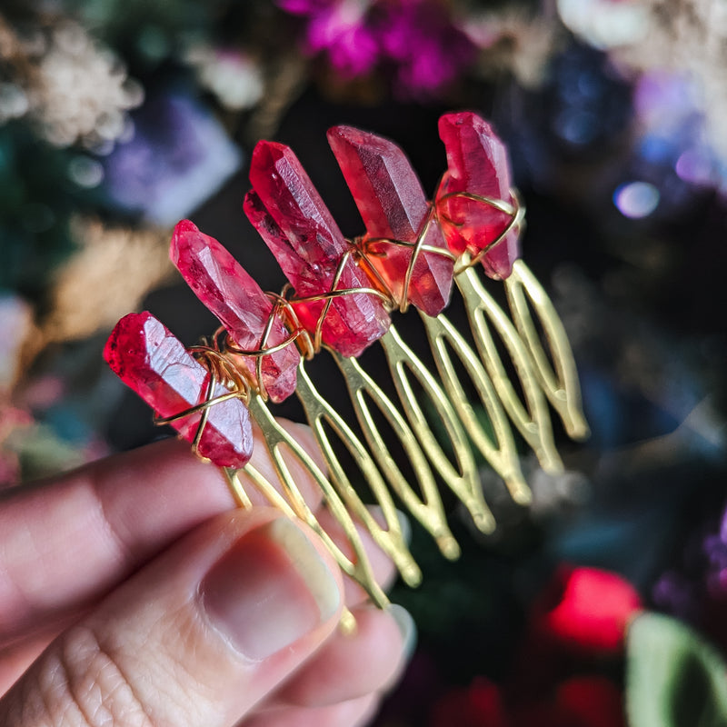 GOLD-RED COMB