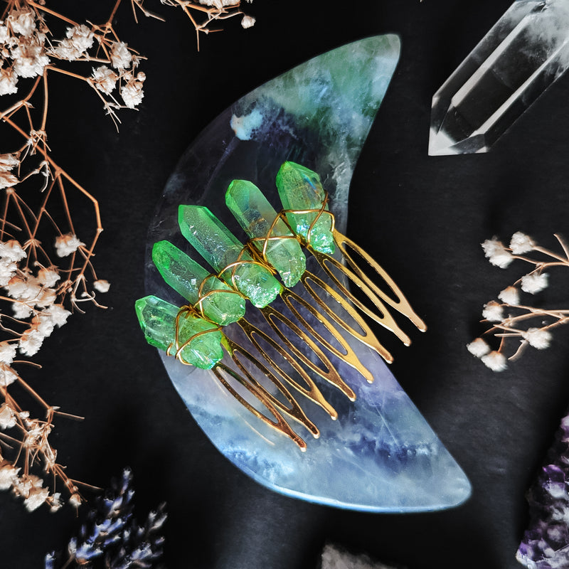 GOLD-GREEN COMB