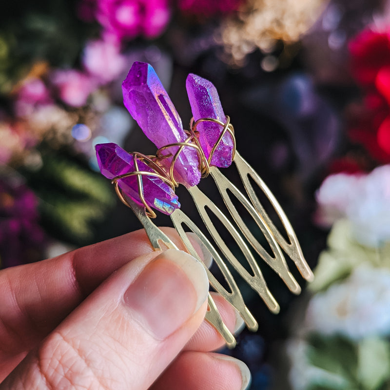PETIT PEIGNE VIOLET BRILLANT [G]