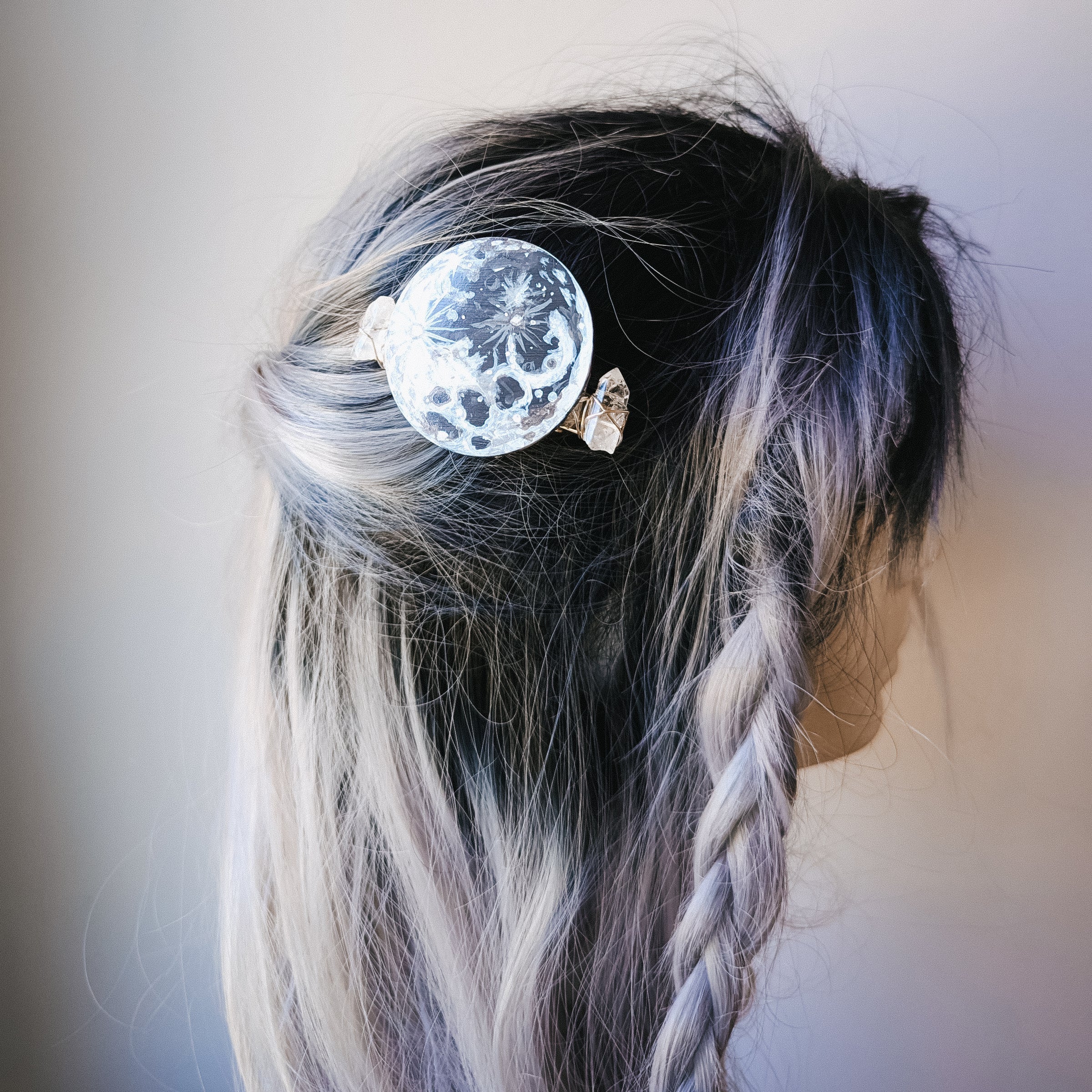 FULL MOON HAIR CLIP
