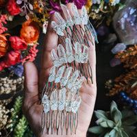 SILVER-CLEAR COMB