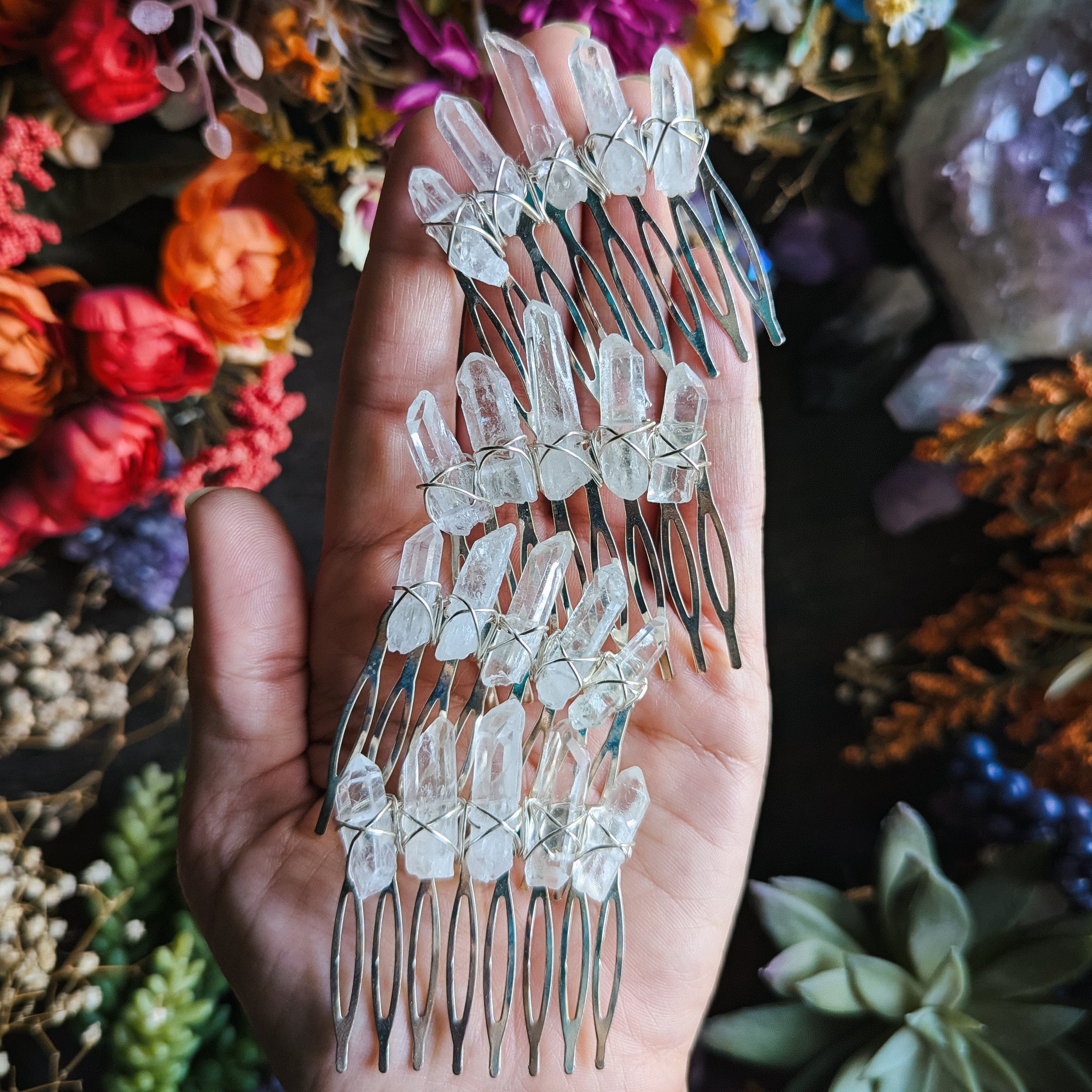 SILVER-CLEAR COMB