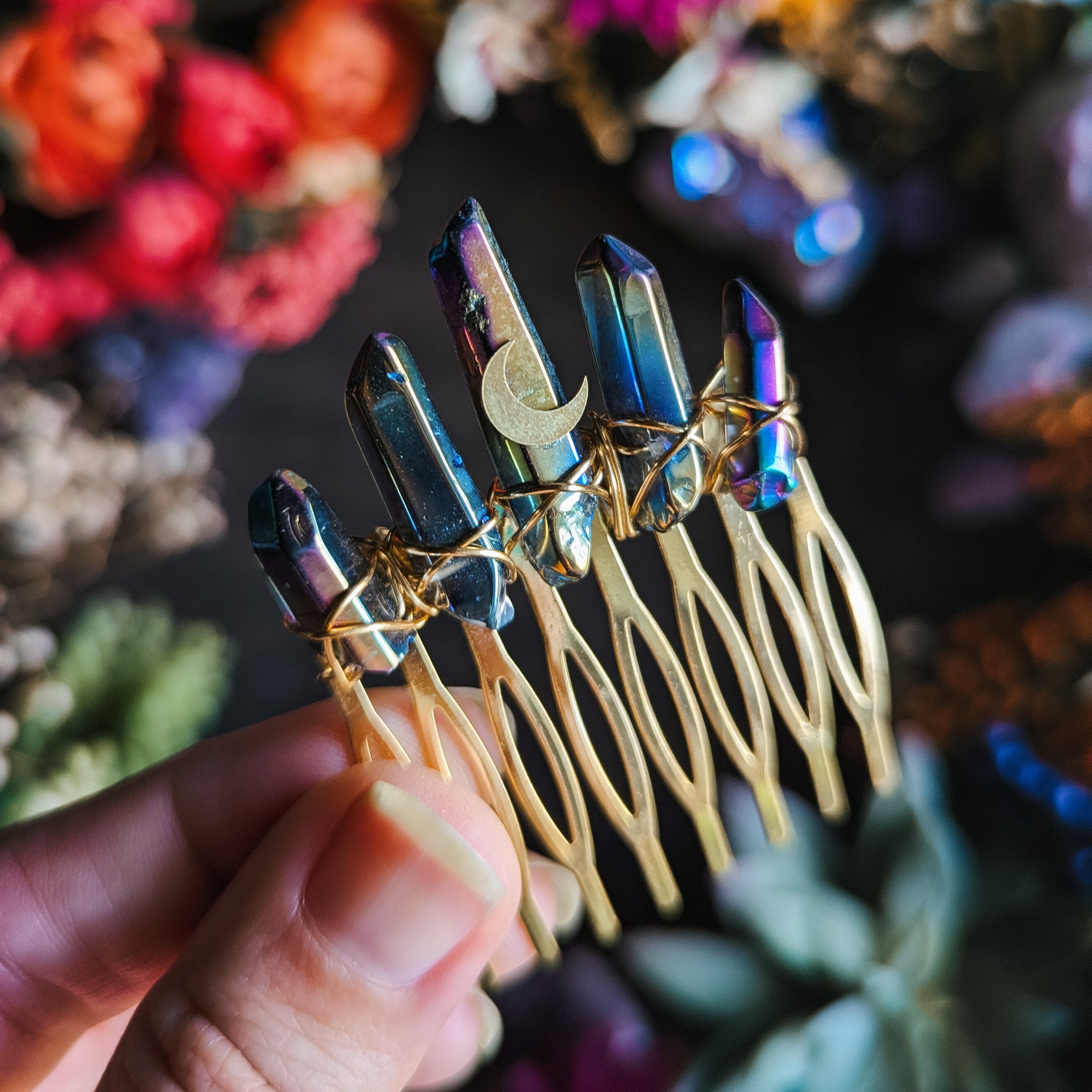 GOLD RAINBOW COMB🌙