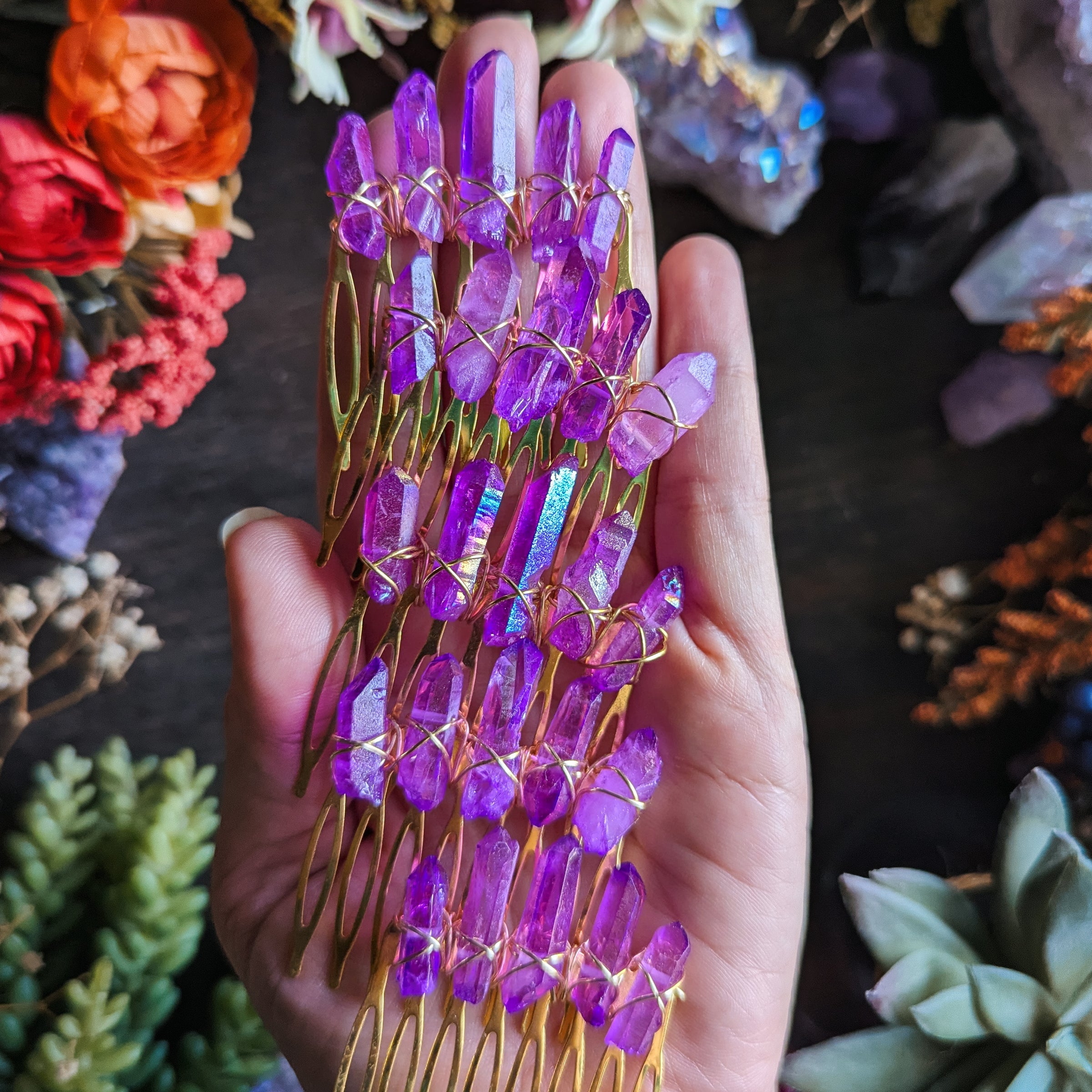 PEIGNE VIOLET BRILLANT[G]