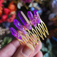PEIGNE VIOLET BRILLANT[G]