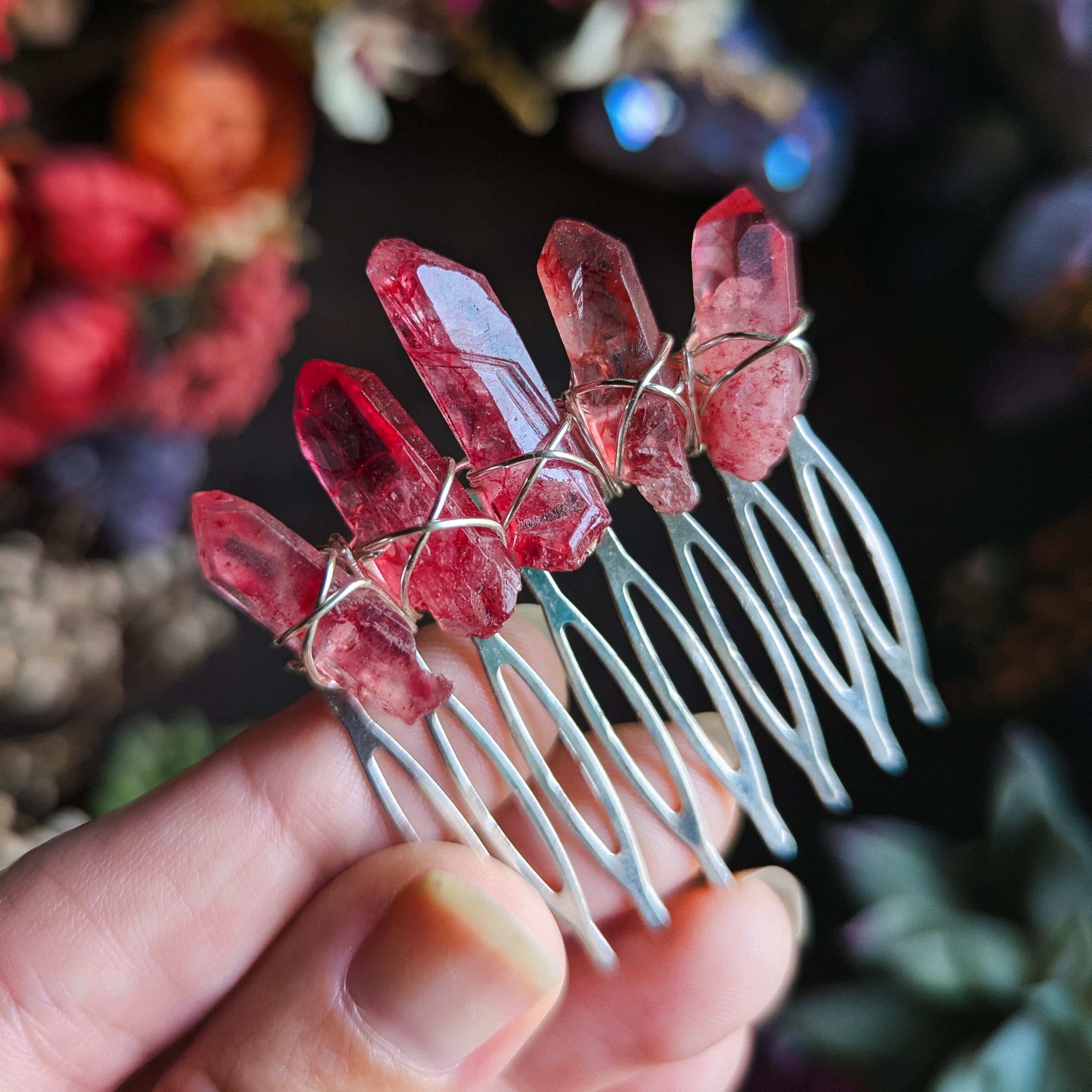 PEIGNE ARGENT-ROUGE