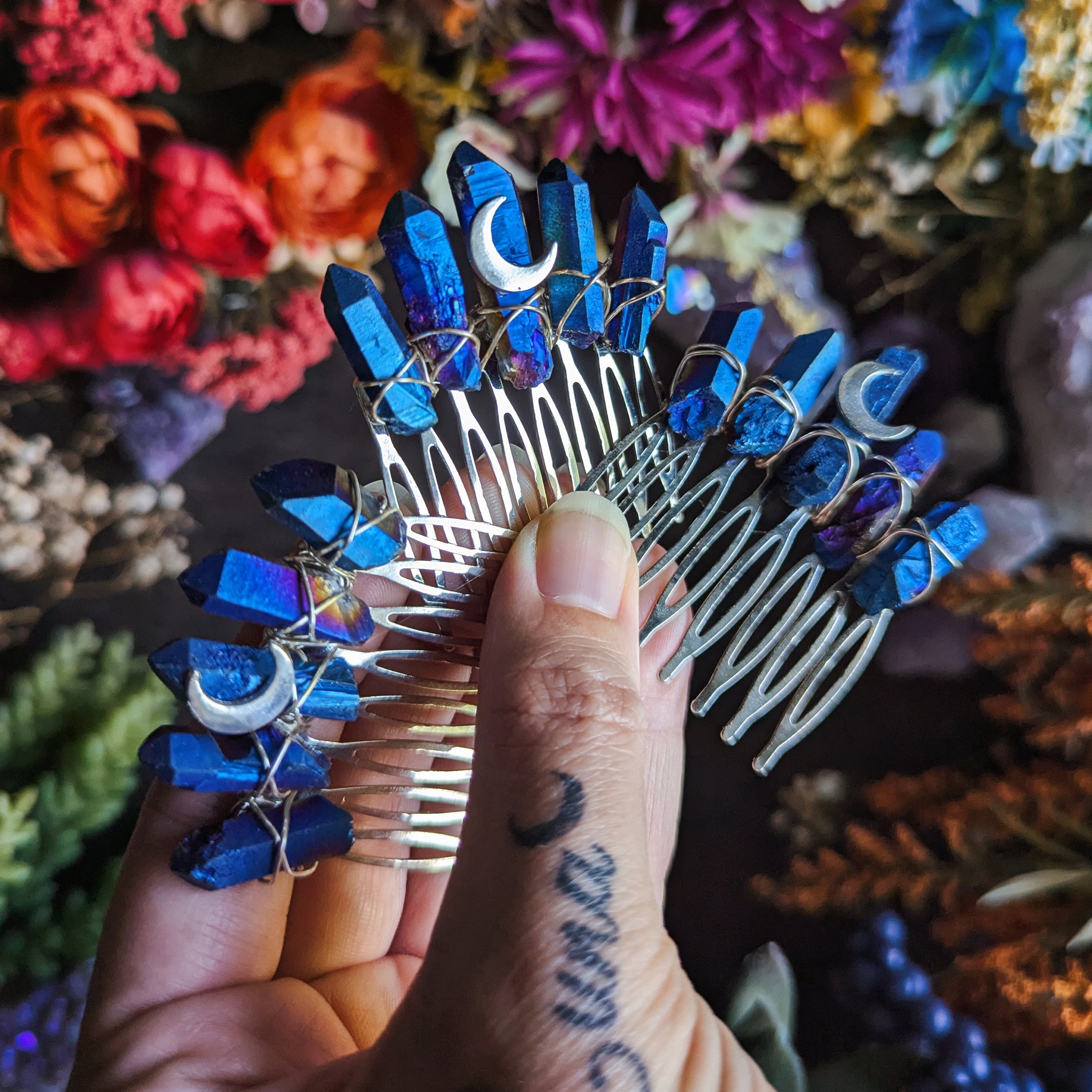 SILVER-BLUE COMB 🌙