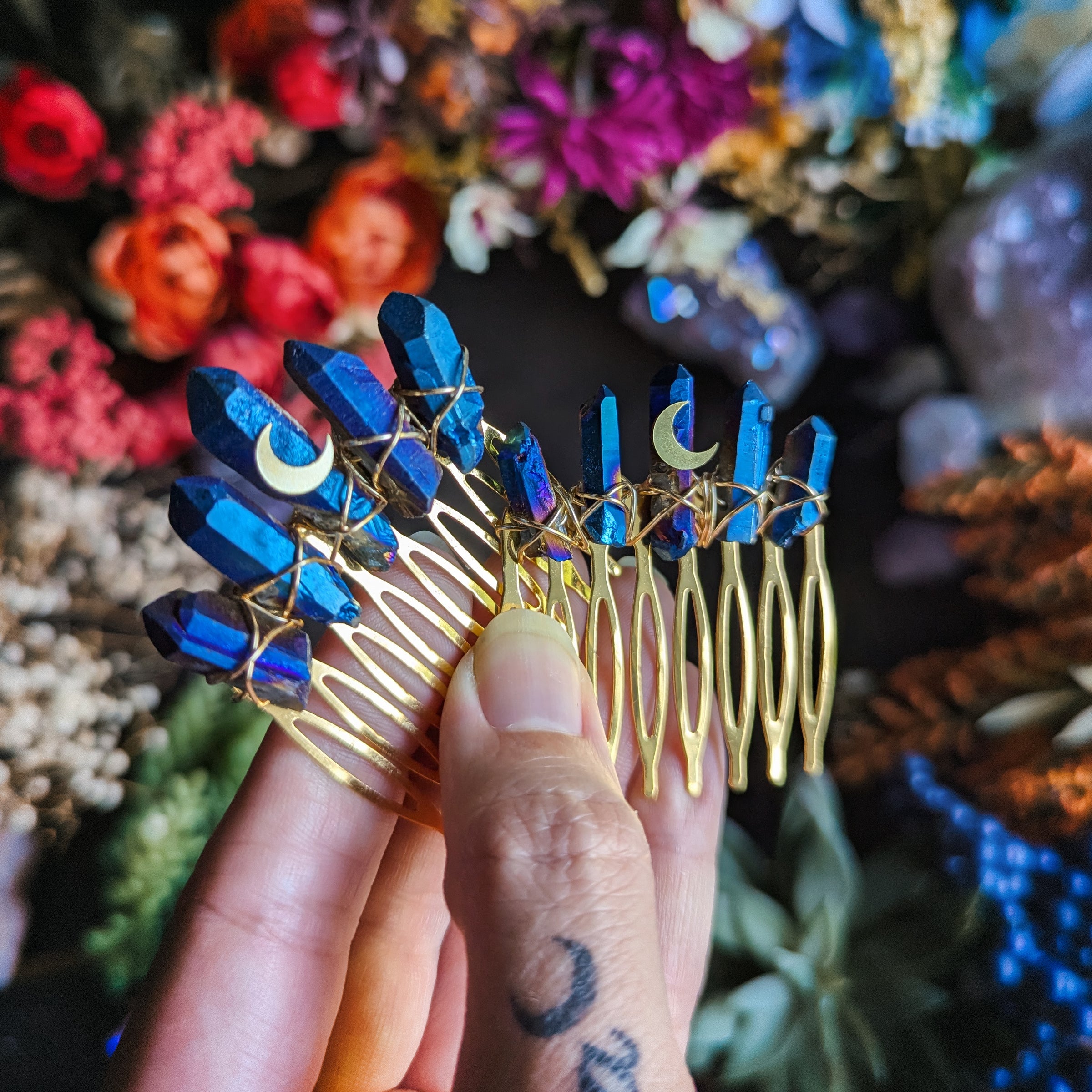 GOLD-BLUE COMB🌙