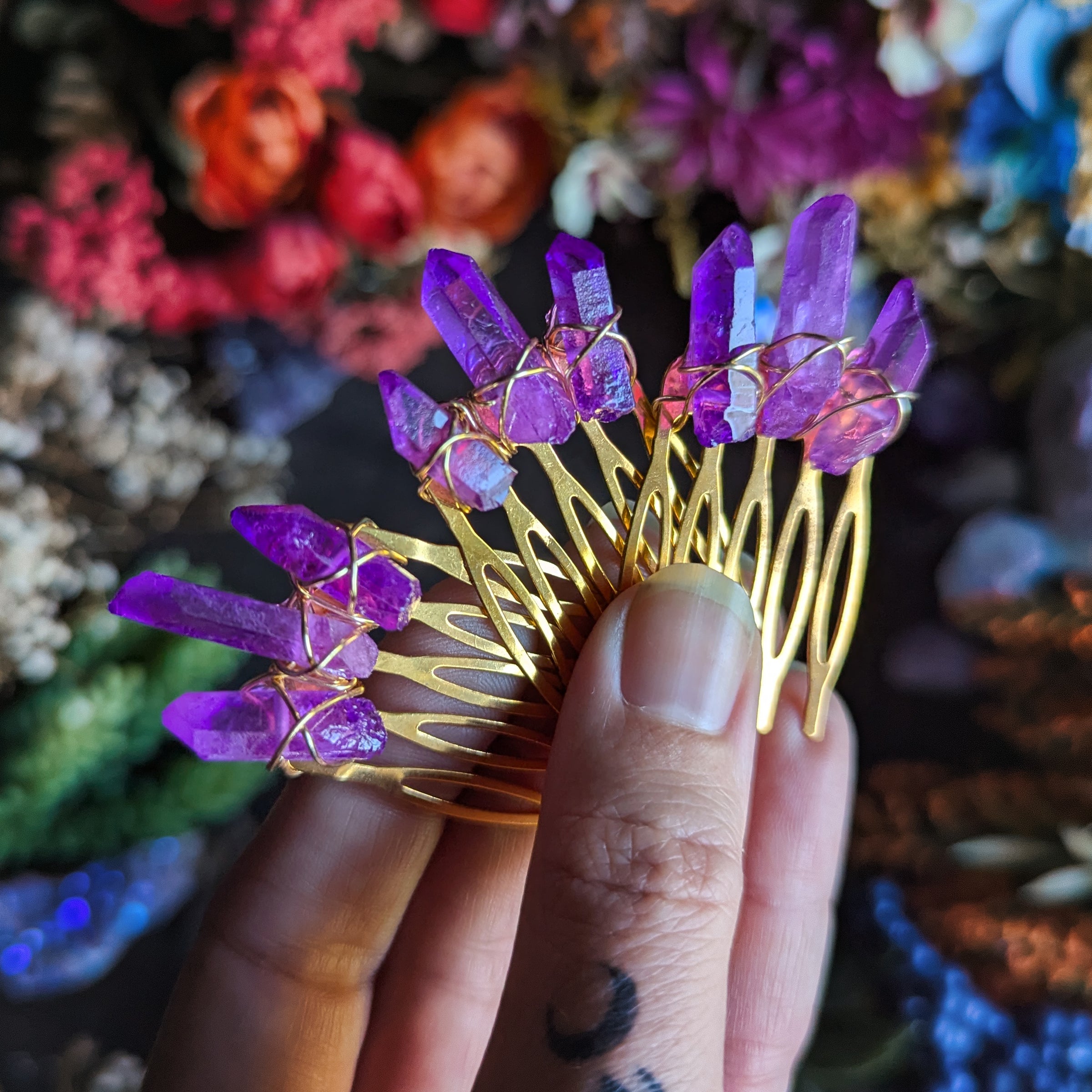 PETIT PEIGNE VIOLET BRILLANT [G]