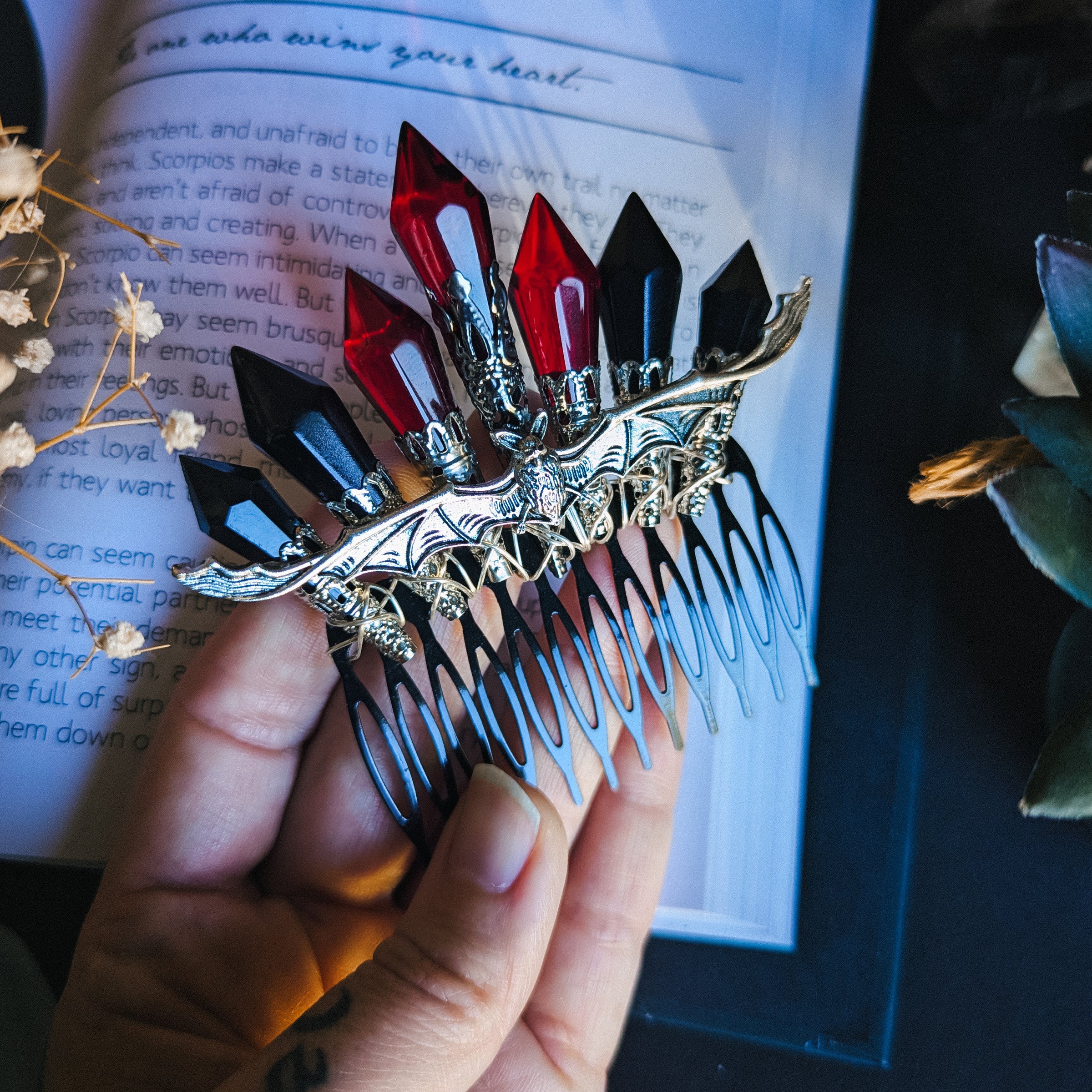 BLOODMOON RISING - HAIR COMB🦇
