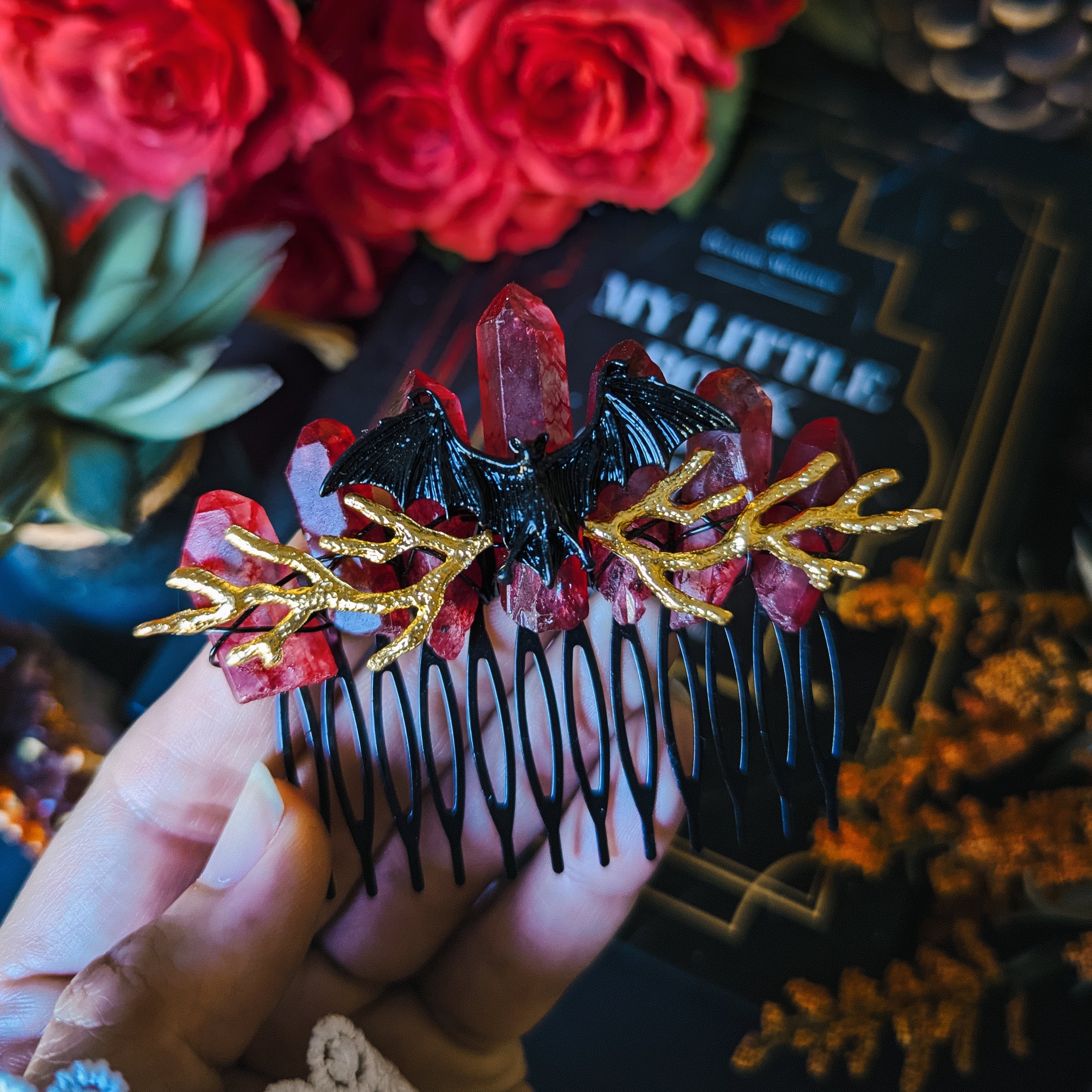 VEINS OF THE NIGHT - HAIR COMB🦇