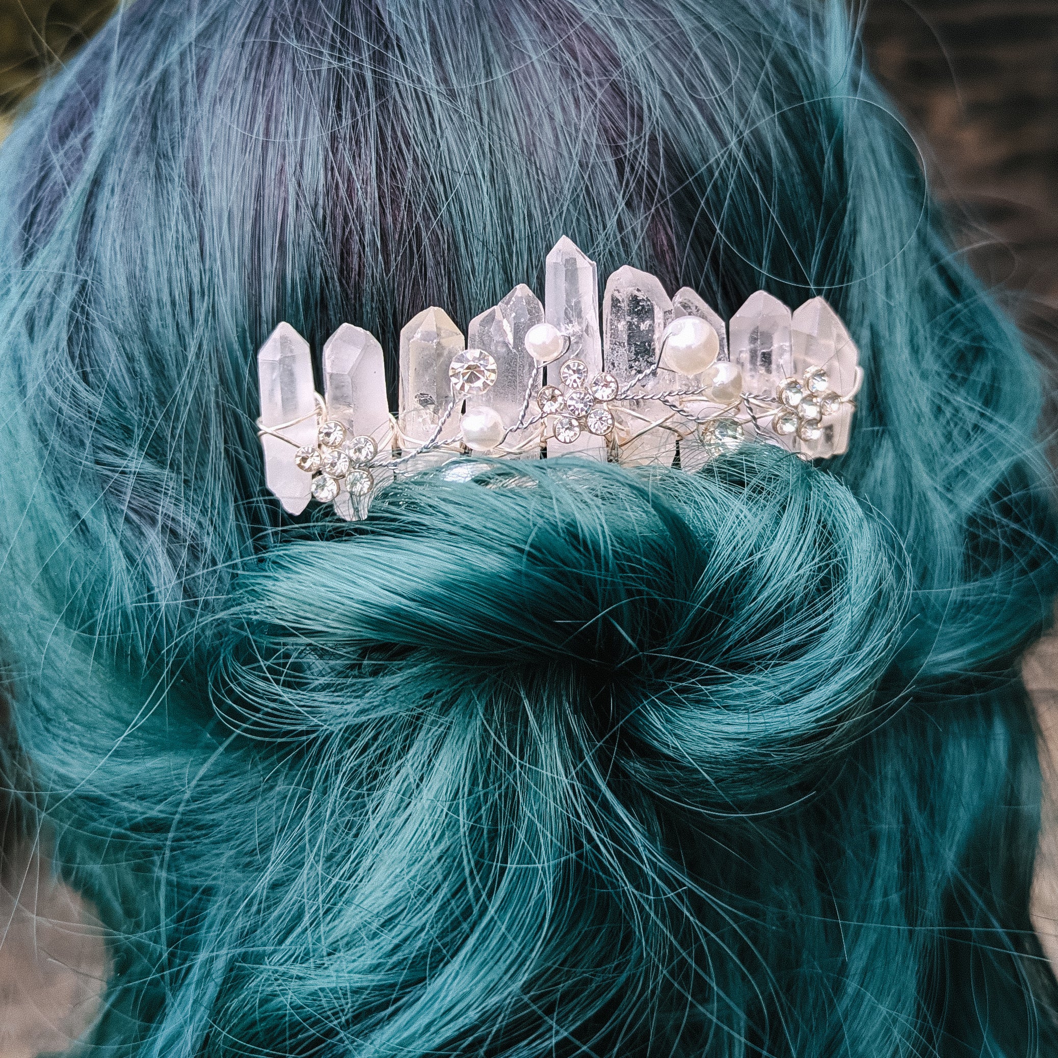 CRYSTAL - HAIRCOMB