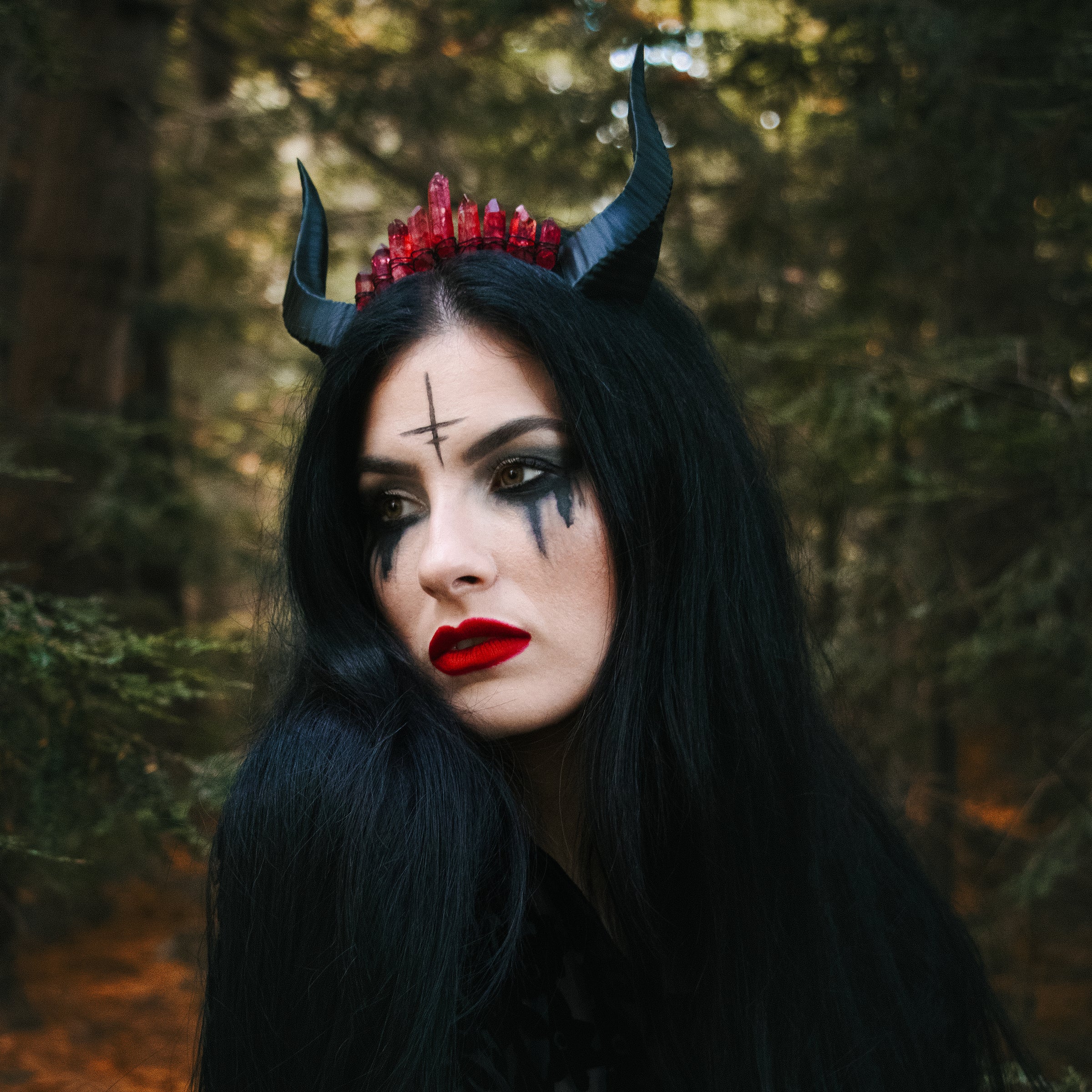 REINE DES CORNES [ROUGE]