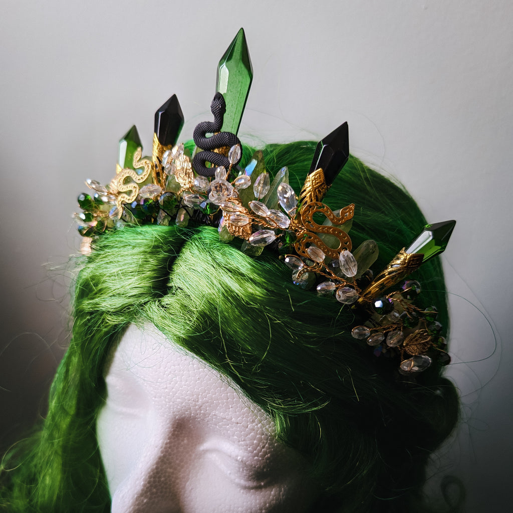 SNAKE QUEEN